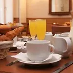 Hotel Montana Lafayette 2*