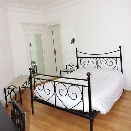 Montana Lafayette Hotel 2*