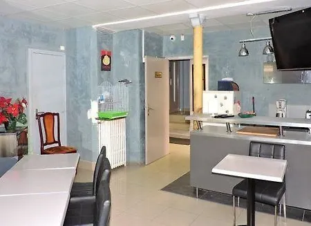Montana Lafayette Hotel 2*