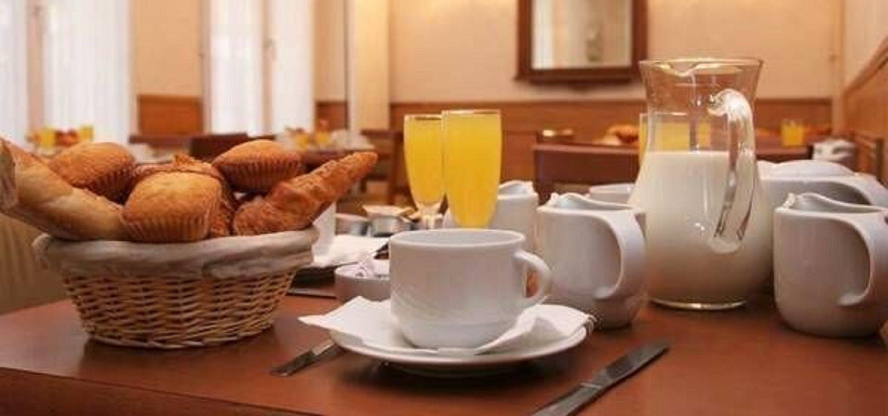 Hotel Montana Lafayette 2*