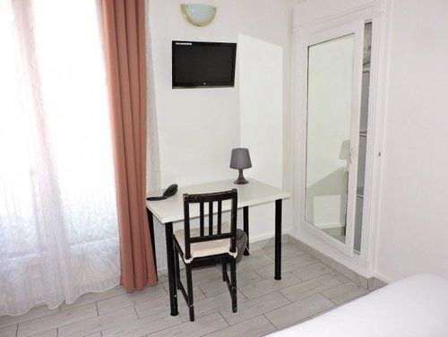 Montana Lafayette Hotel